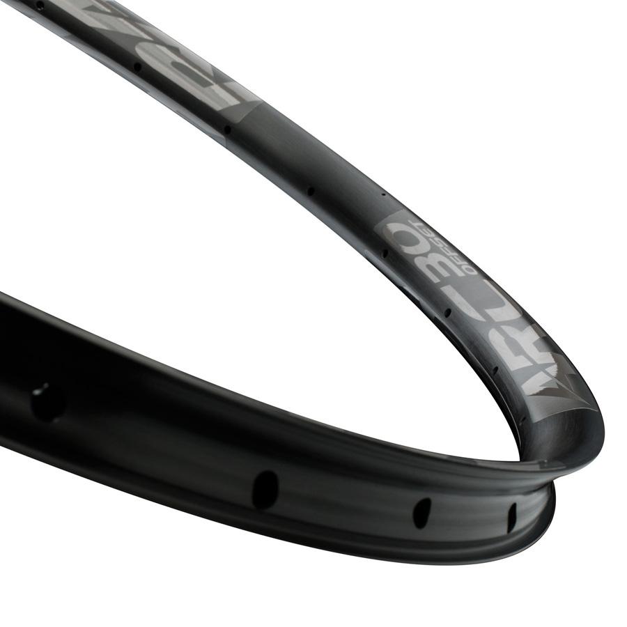 Race Face ARC Offset Rim – The Floating Pivot